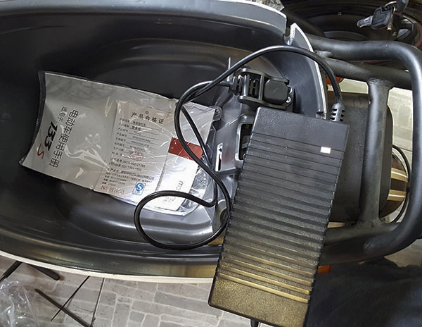 Những Lưu Ý Khi Sạc Pin Xe Máy